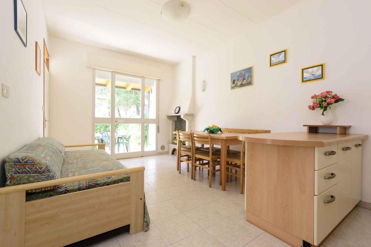 Holiday Home In Lignano 21669 リニャーノ・サッビアドーロ エクステリア 写真