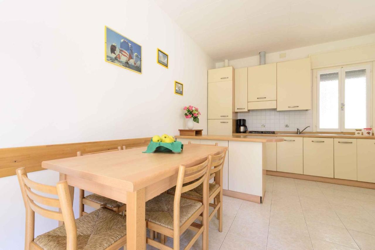 Holiday Home In Lignano 21669 リニャーノ・サッビアドーロ エクステリア 写真